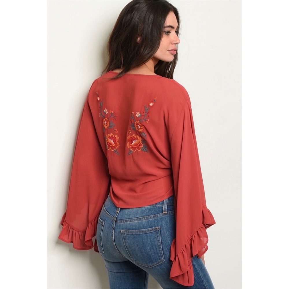 Embroidered front tie cardigan - Picture 2 of 5